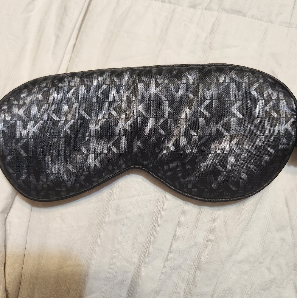 Michael Kors Black and Gray Face Mask - Picture 2 of 4